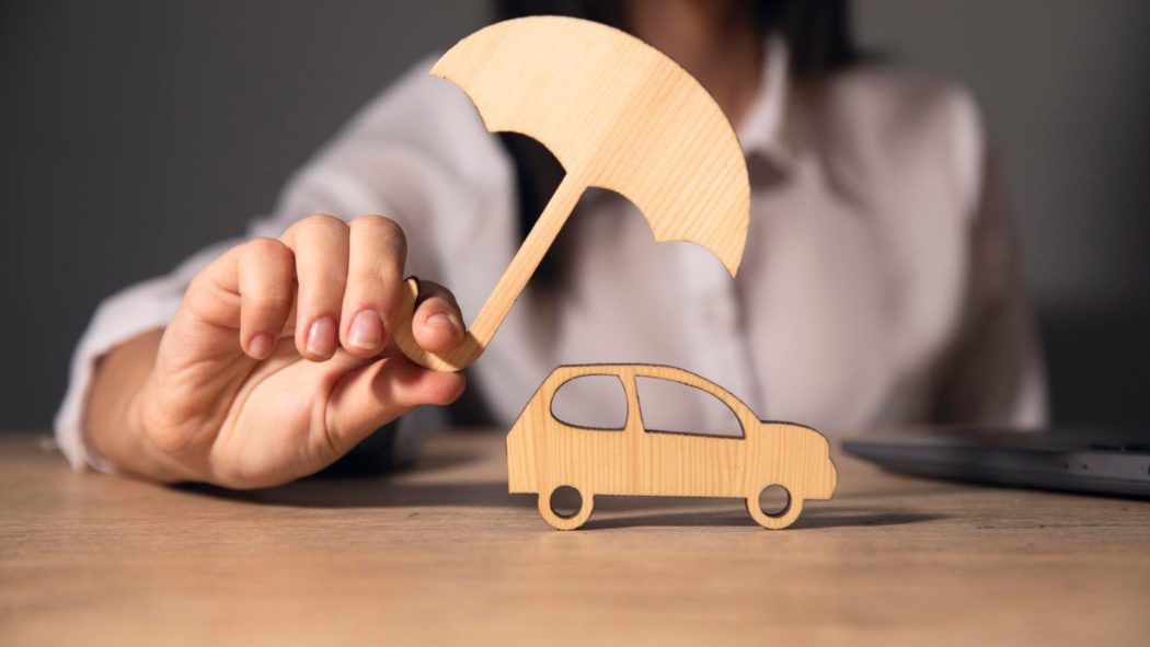 Souscrire une assurance auto en ligne : comment bénéficier de tarifs compétitifs